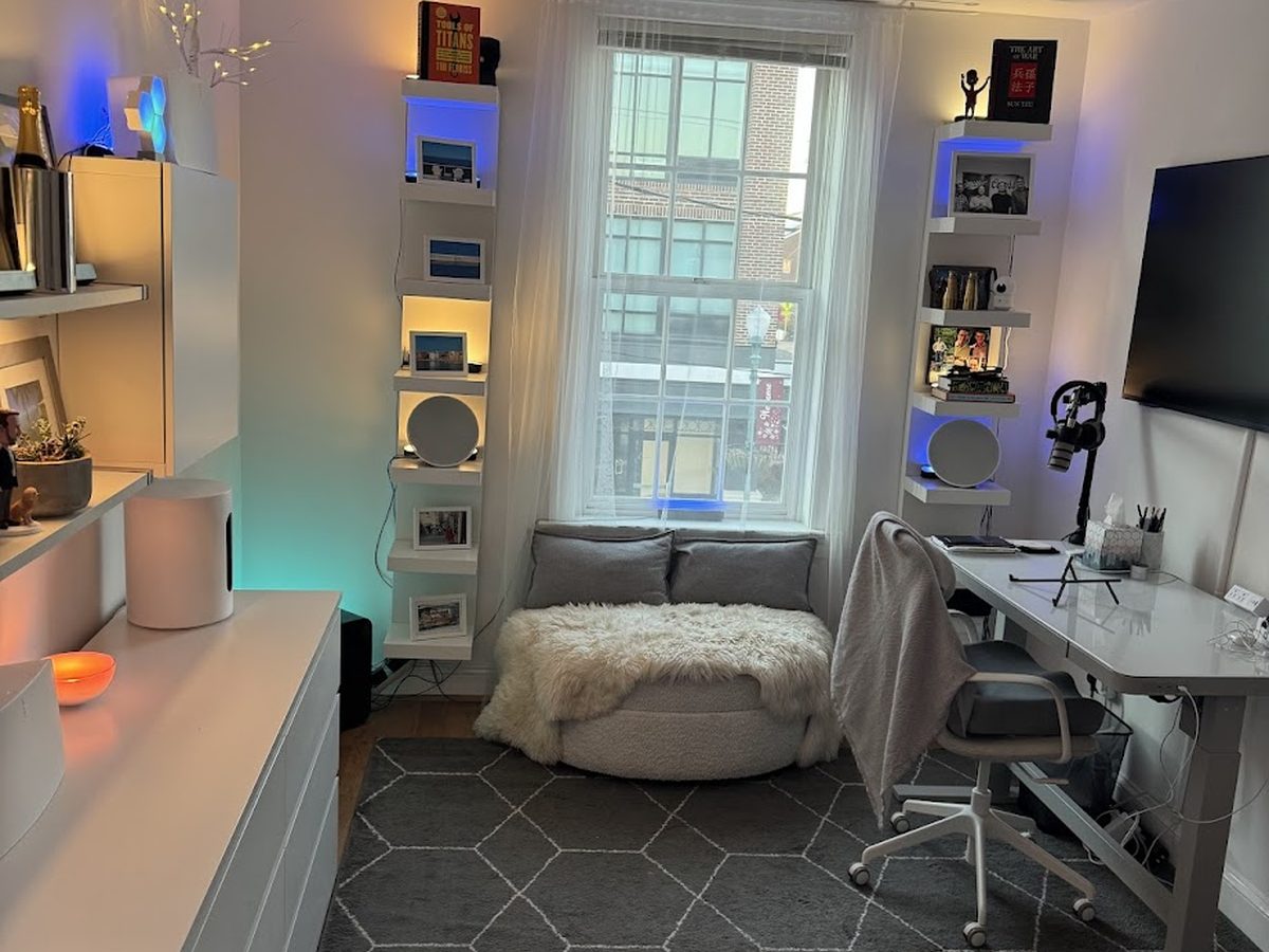 A warm, comfortable lounge nook at The Hive made for relaxed conversation